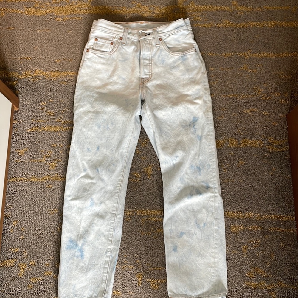 Levi’s 501 Crop tie dye jeans